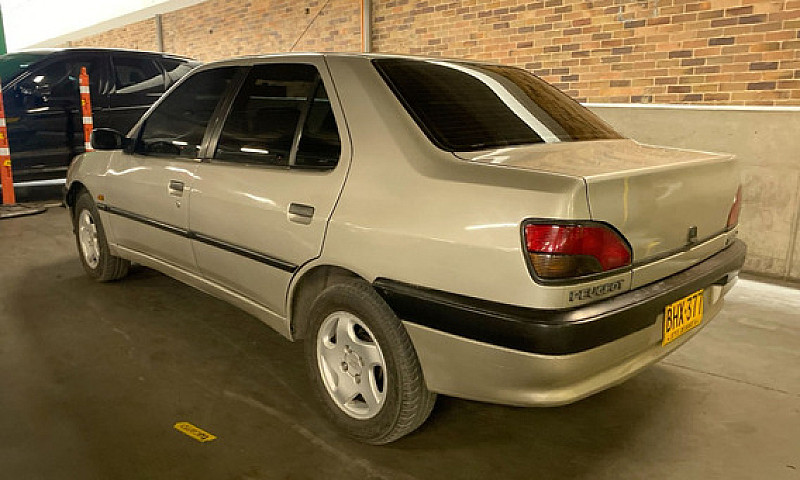Peugeot 306 1.8 Sr...