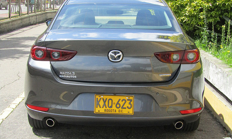 Mazda 3 2.0 Grand To...