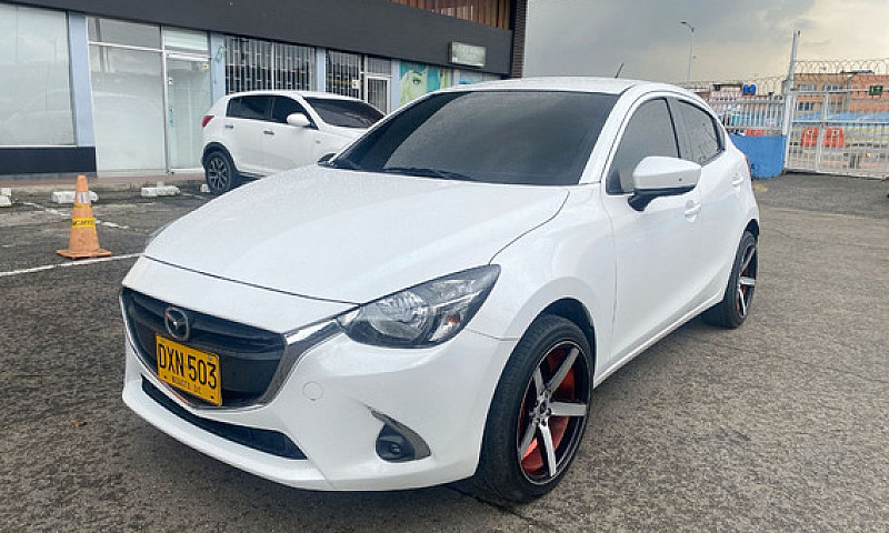 Mazda 2 1.5 Touring ...