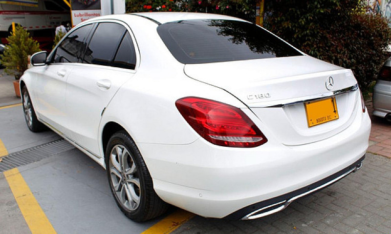 Mercedes-Benz Clase ...