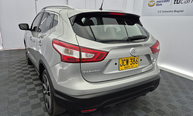 Nissan Qashqai 2.0 E...