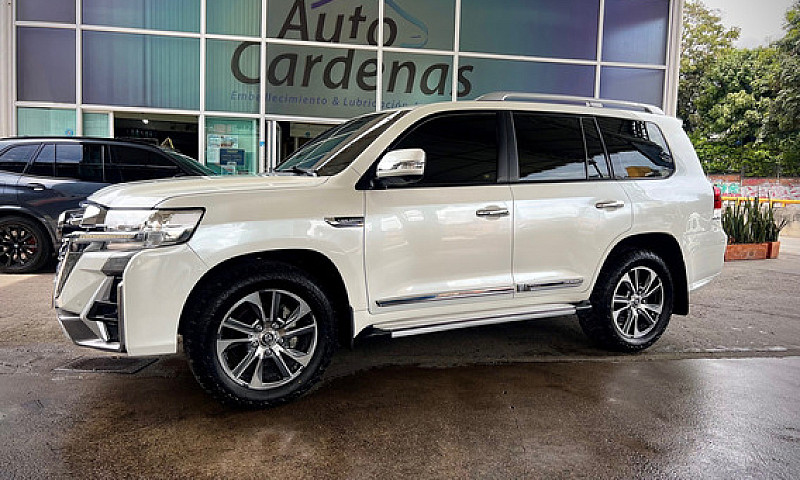 Toyota Land Cruiser ...