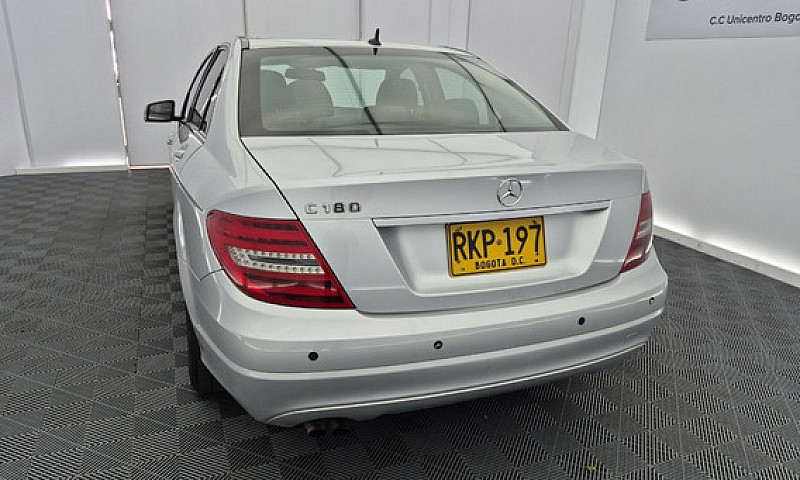 Mercedes-Benz Clase ...