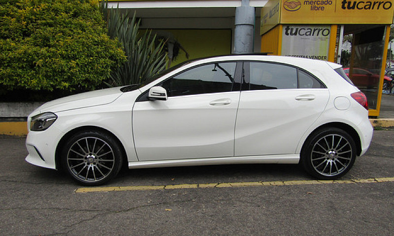 Mercedes-Benz Clase ...