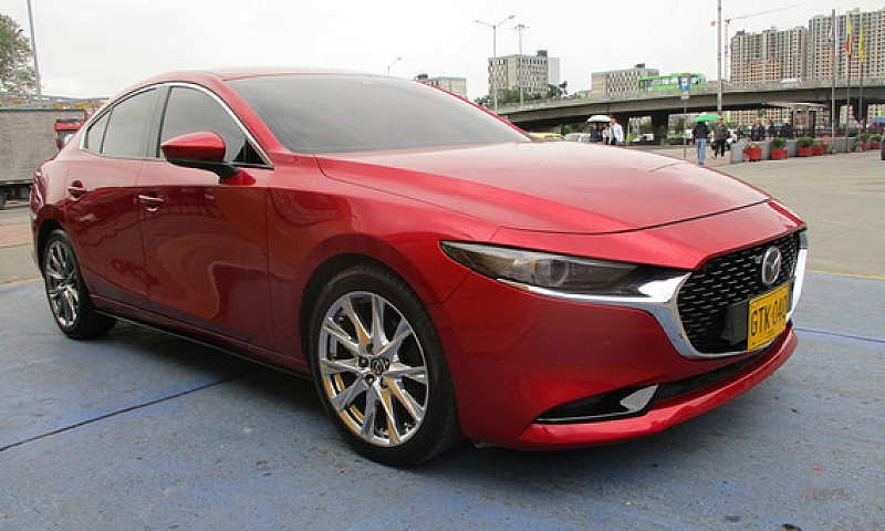Mazda 3 Grand Tourin...