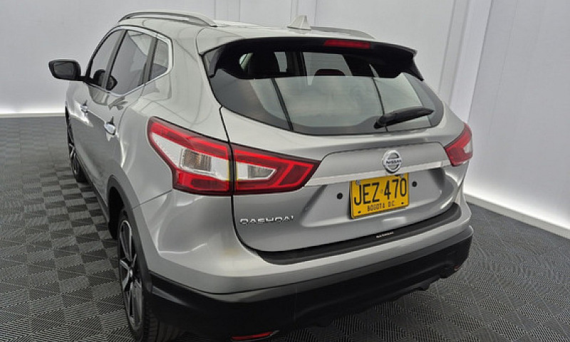 Nissan Qashqai 2.0 E...