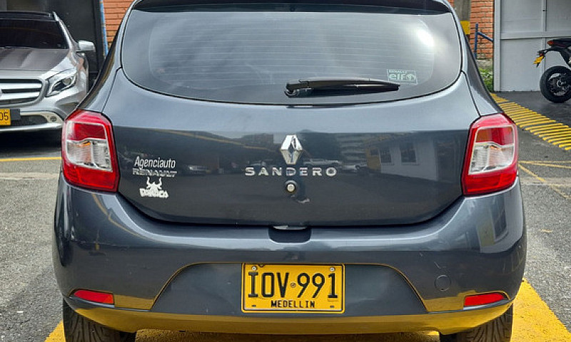 Renault Sandero 1.6 ...