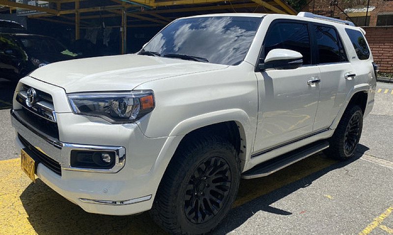 Toyota 4Runner 4.0 L...