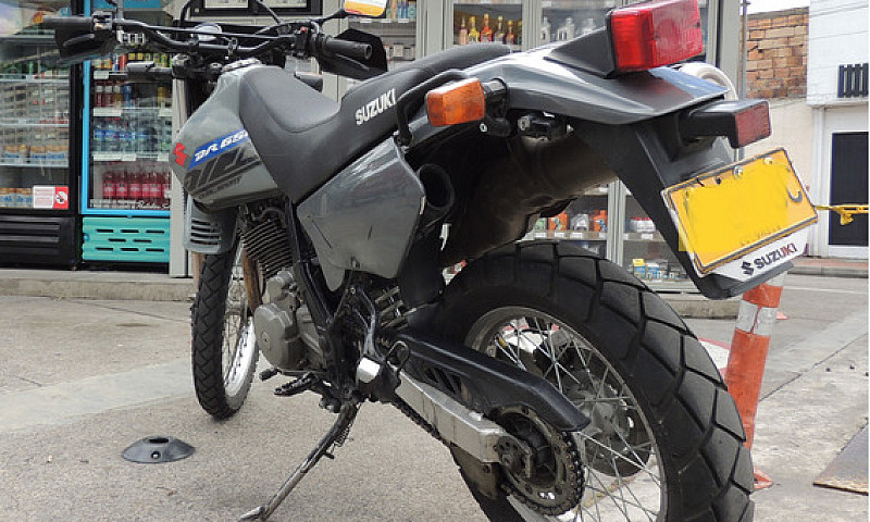 Suzuki Dr 650...