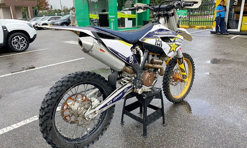 Husqvarna 250 ...