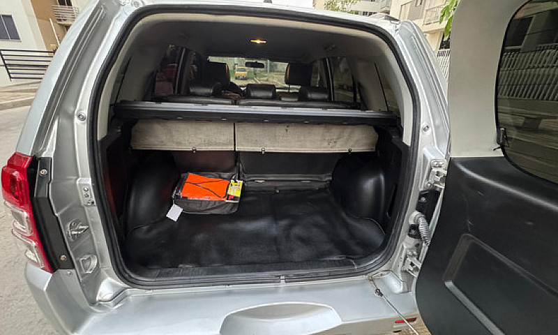 Suzuki Grand Vitara ...