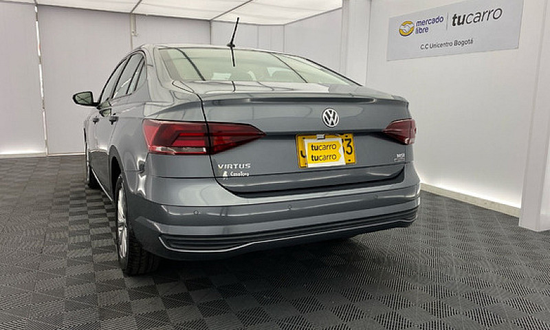 Volkswagen Virtus 1....