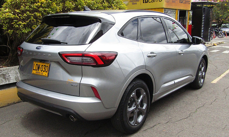 Ford Escape 2.5 St-L...