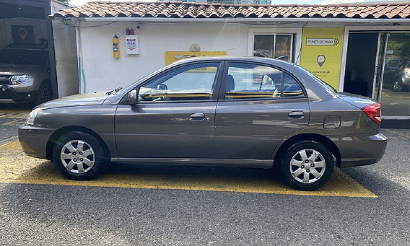 Kia Rio 1.5 Stylus M...
