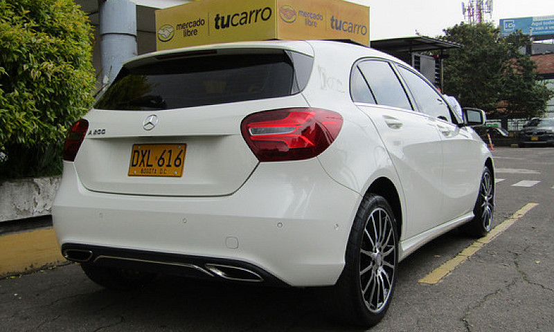 Mercedes-Benz Clase ...