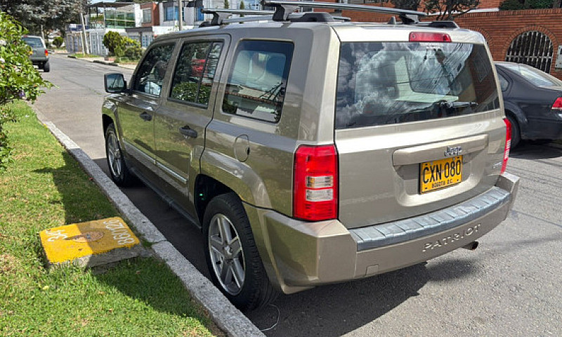 Jeep Patriot 2.4 Lim...