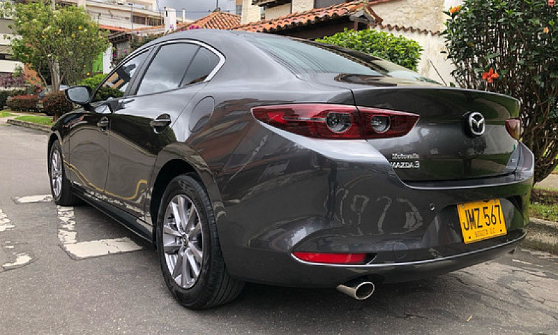 Mazda 3 2.0 Touring ...