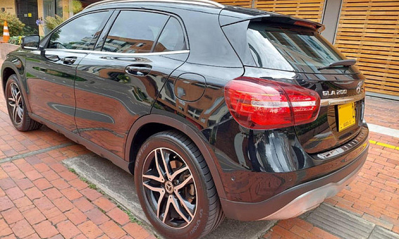 Mercedes-Benz Clase ...