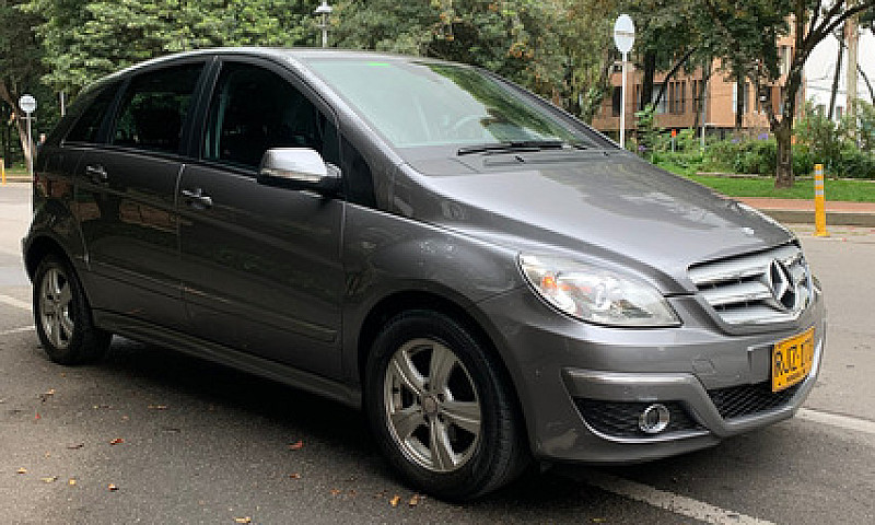 Mercedes-Benz Clase ...