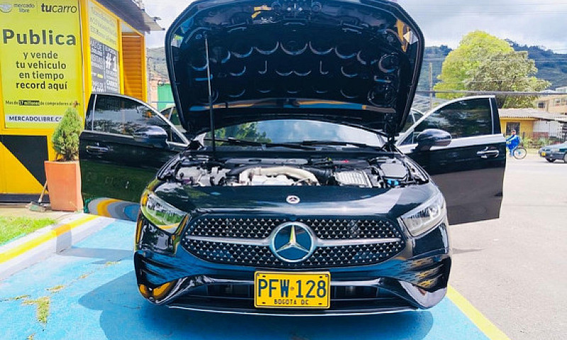 Mercedes Benz A-250 ...