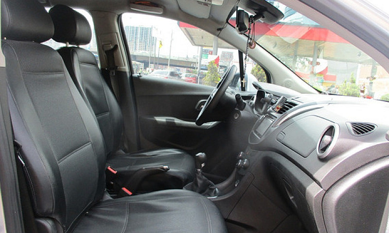 Chevrolet Tracker Ls...