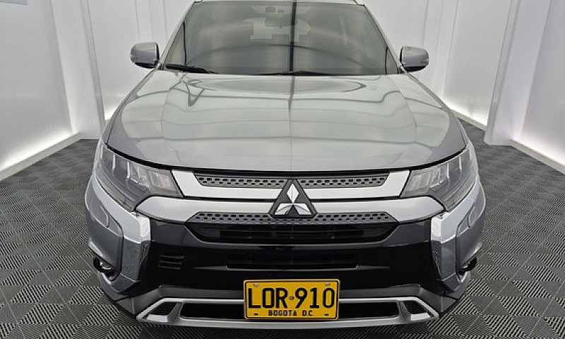 Mitsubishi Outlander...