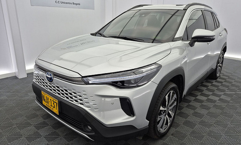 Toyota Corolla Cross...
