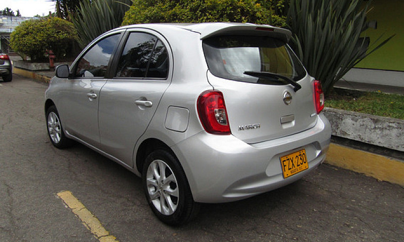 Nissan March 1.6 Sen...