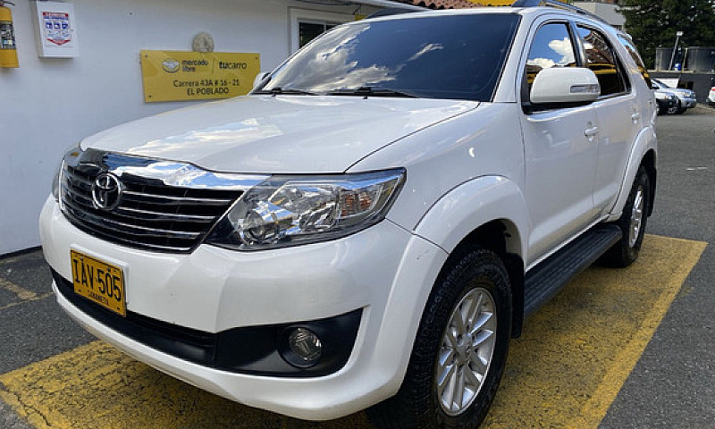 Toyota Fortuner 2.7 ...