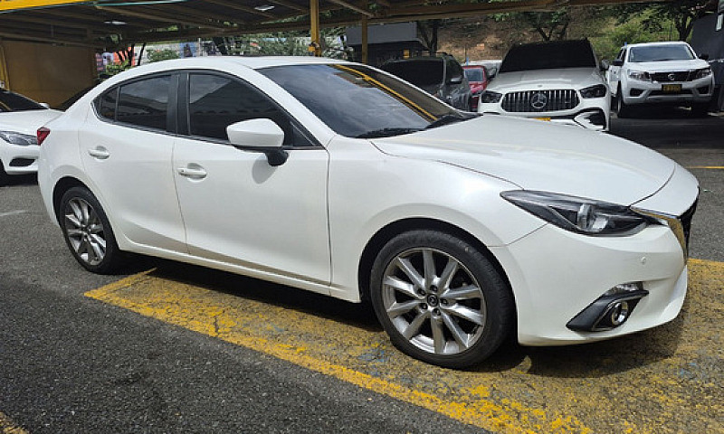 Mazda 3 2.0 Grand To...