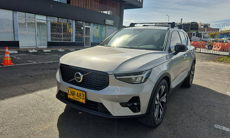 Volvo Xc40 2.0 B5 Hi...