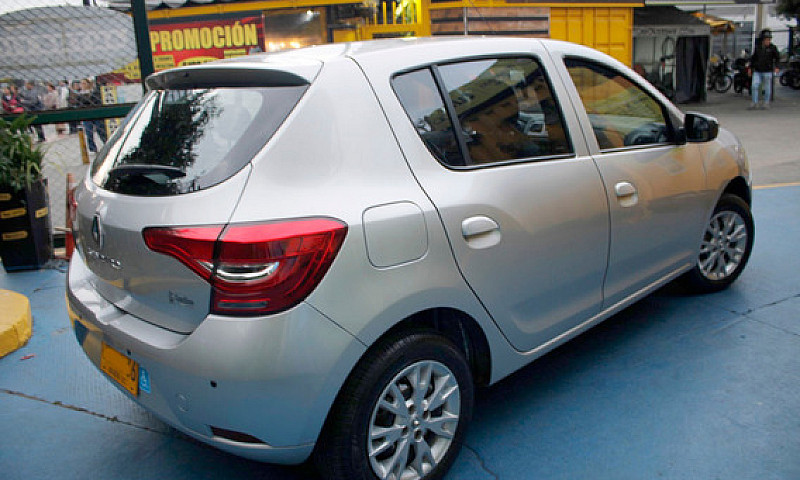 Renault Sandero 1.6 ...