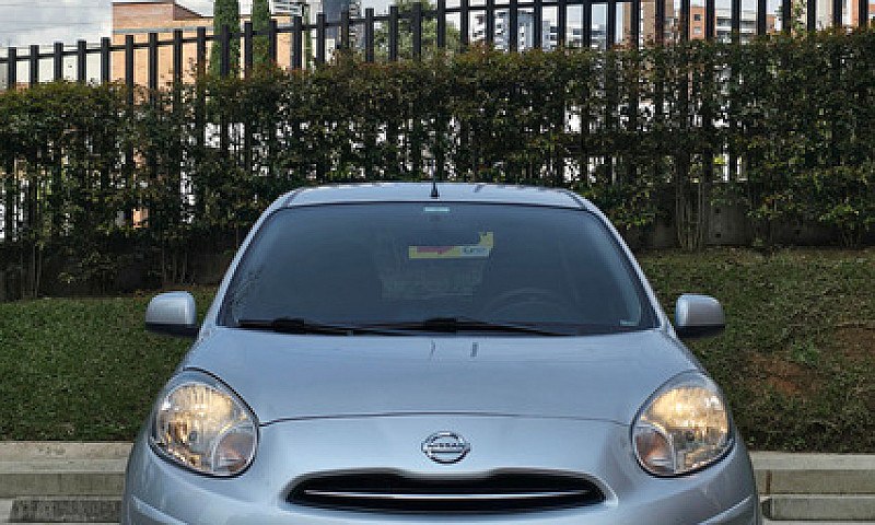 Nissan March 1.6 Adv...