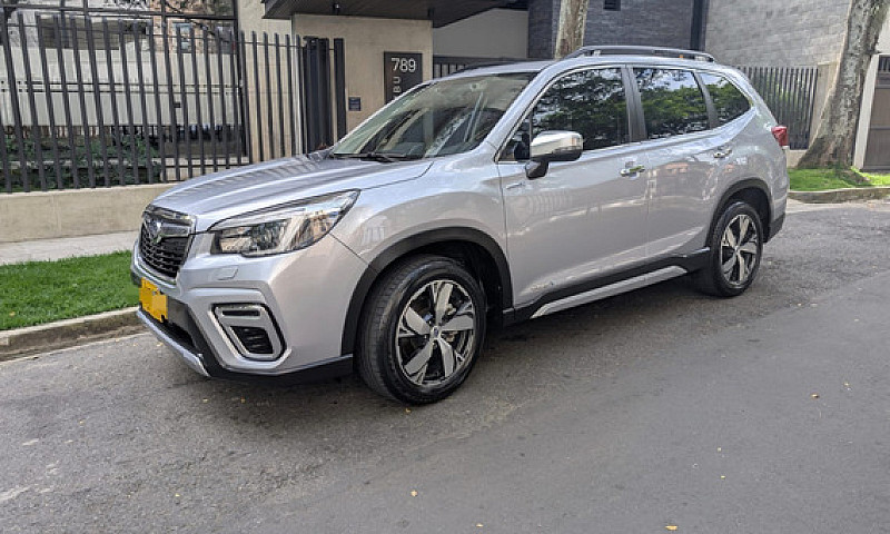 Subaru Forester 2.0 ...