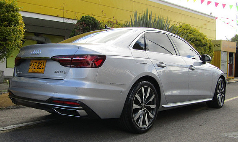 Audi A4 2.0 40 Tfsi ...