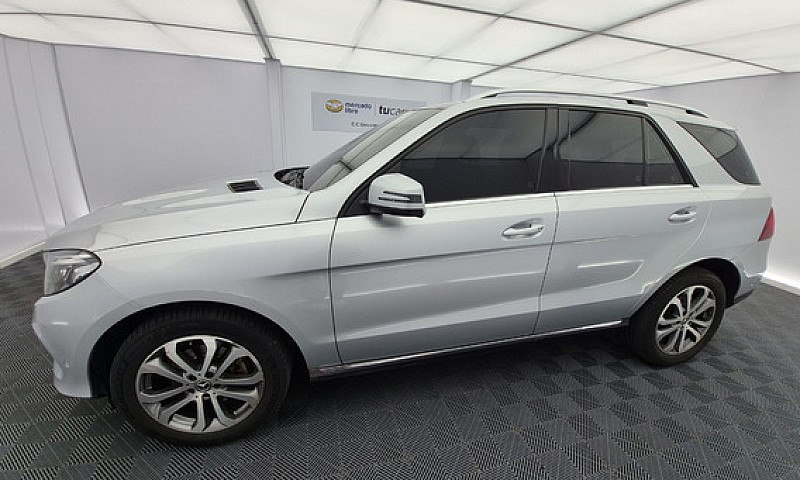 Mercedes-Benz Clase ...