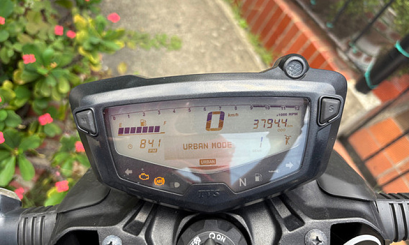 Apache Rtr 160 4V Xc...