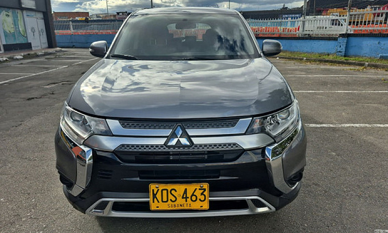 Mitsubishi Outlander...