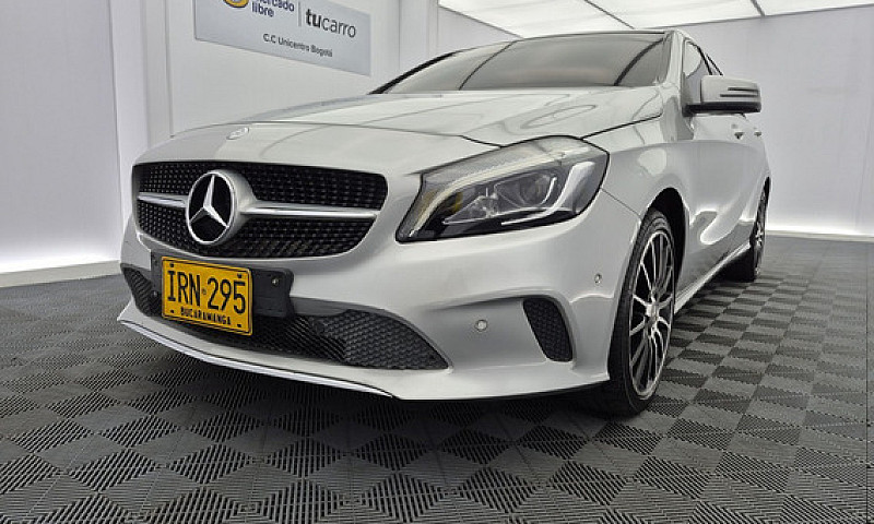 Mercedes-Benz Clase ...