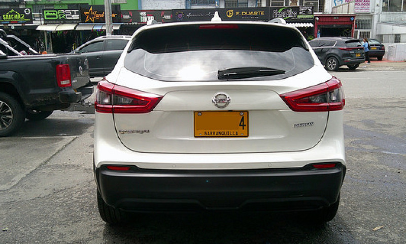 Nissan Qashqai 2.0 A...