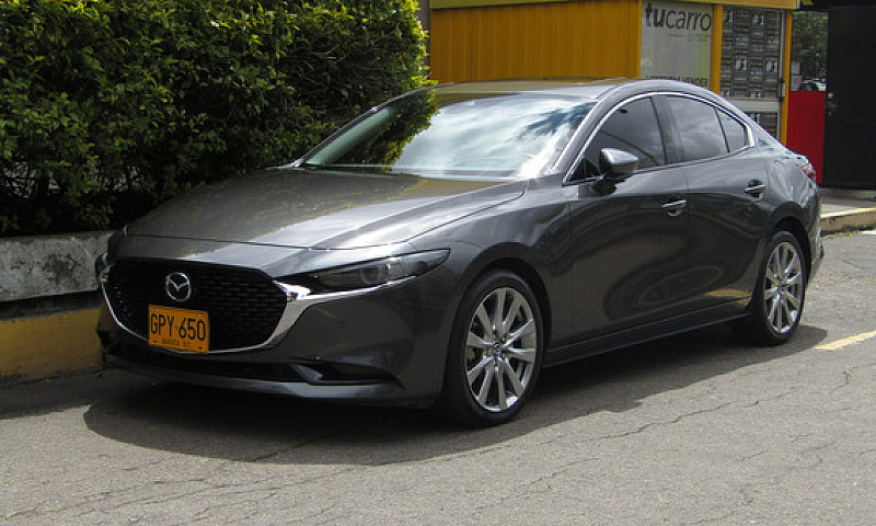 Mazda 3 2.0 Grand To...