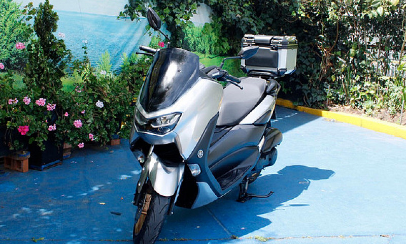 Yamaha N-Max Conect ...