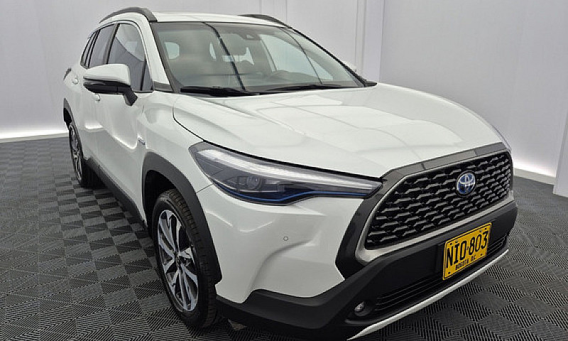 Toyota Corolla Cross...