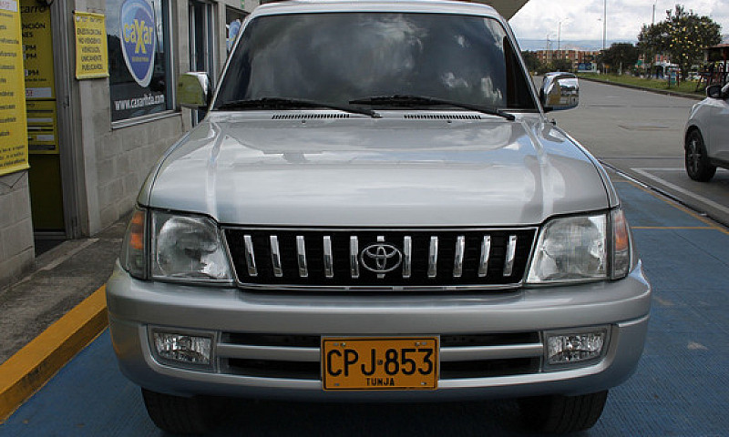 Toyota Land Cruiser ...