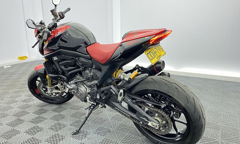 Ducati Monster Sp202...
