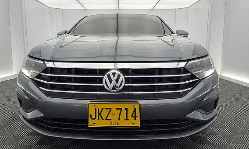 Volkswagen Jetta Tre...