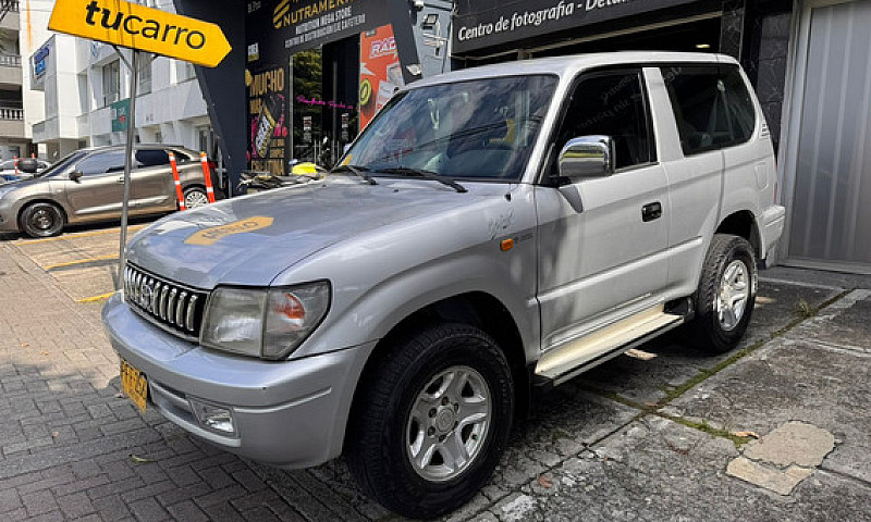 Toyota Prado 2.7 Gx ...