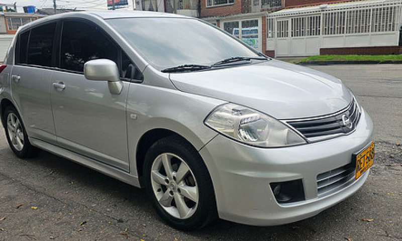 Nissan Tiida Hb 1.8 ...