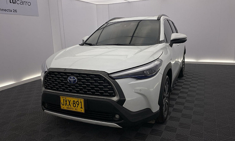 Toyota Corolla Cross...