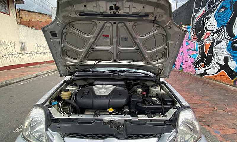 Kia Stylus Ls 1.5...